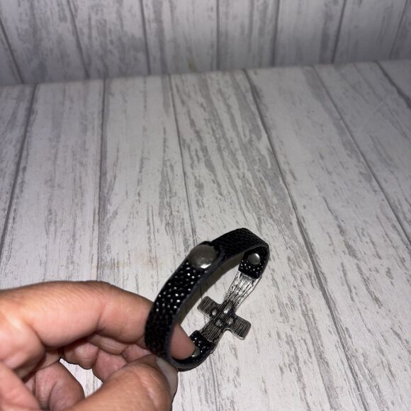 Layered Metal Cross Bracelet - Picture 3 of 5